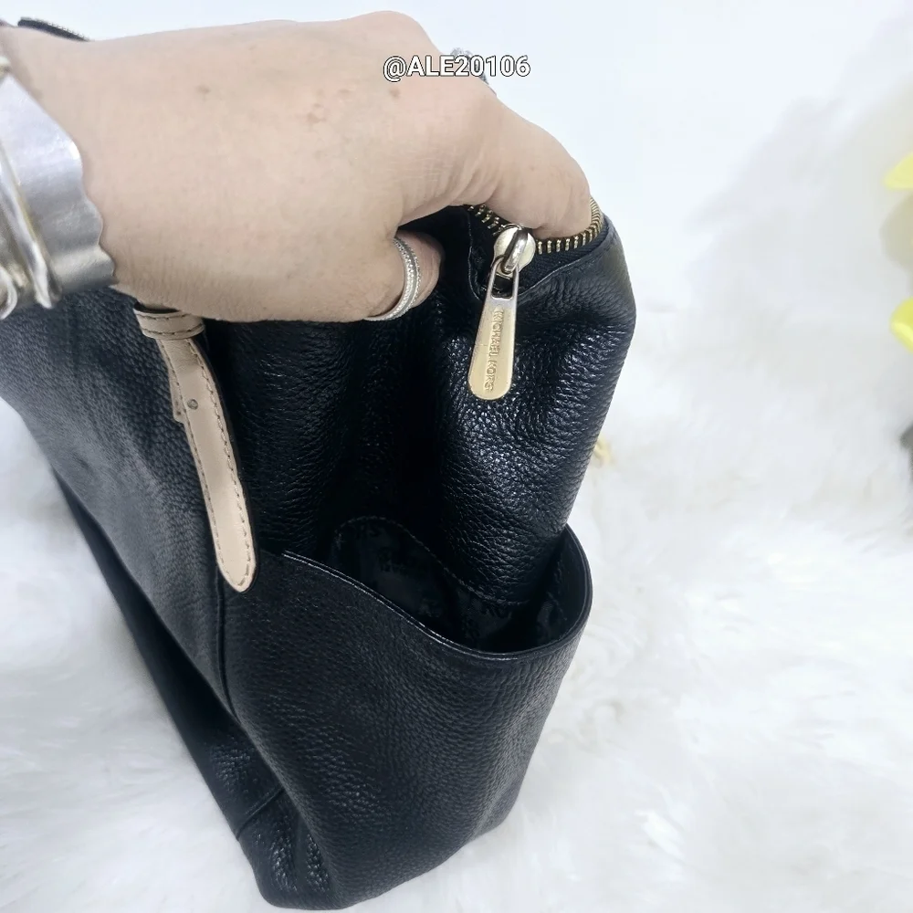 Michael Kors Black and Tan Women's Tote Bag